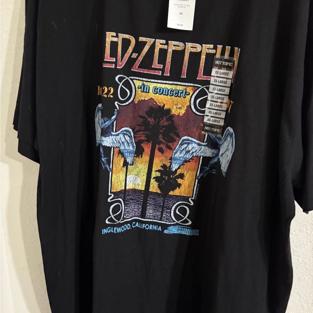Hot Topic Black Led Zeppelin Graphic Tee. SIZE XXL. NWT.
